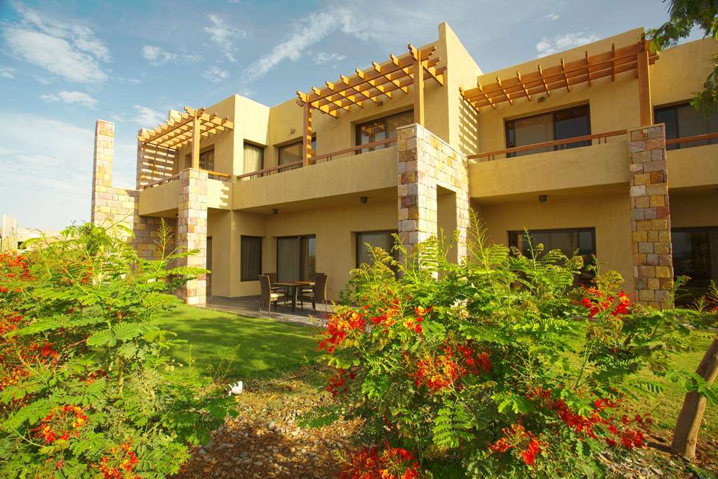 Golden Tulip Sharma Resort Екстер'єр фото