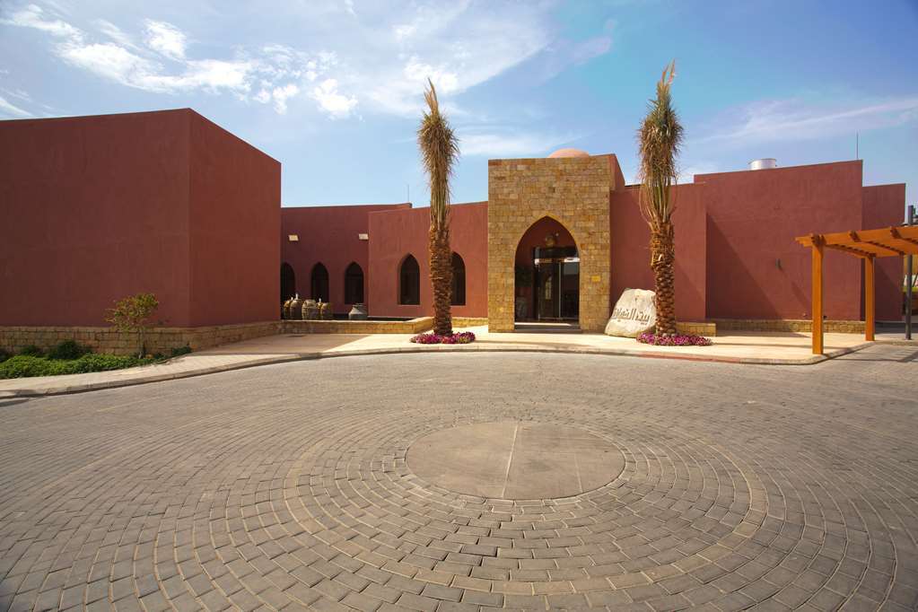 Golden Tulip Sharma Resort Екстер'єр фото